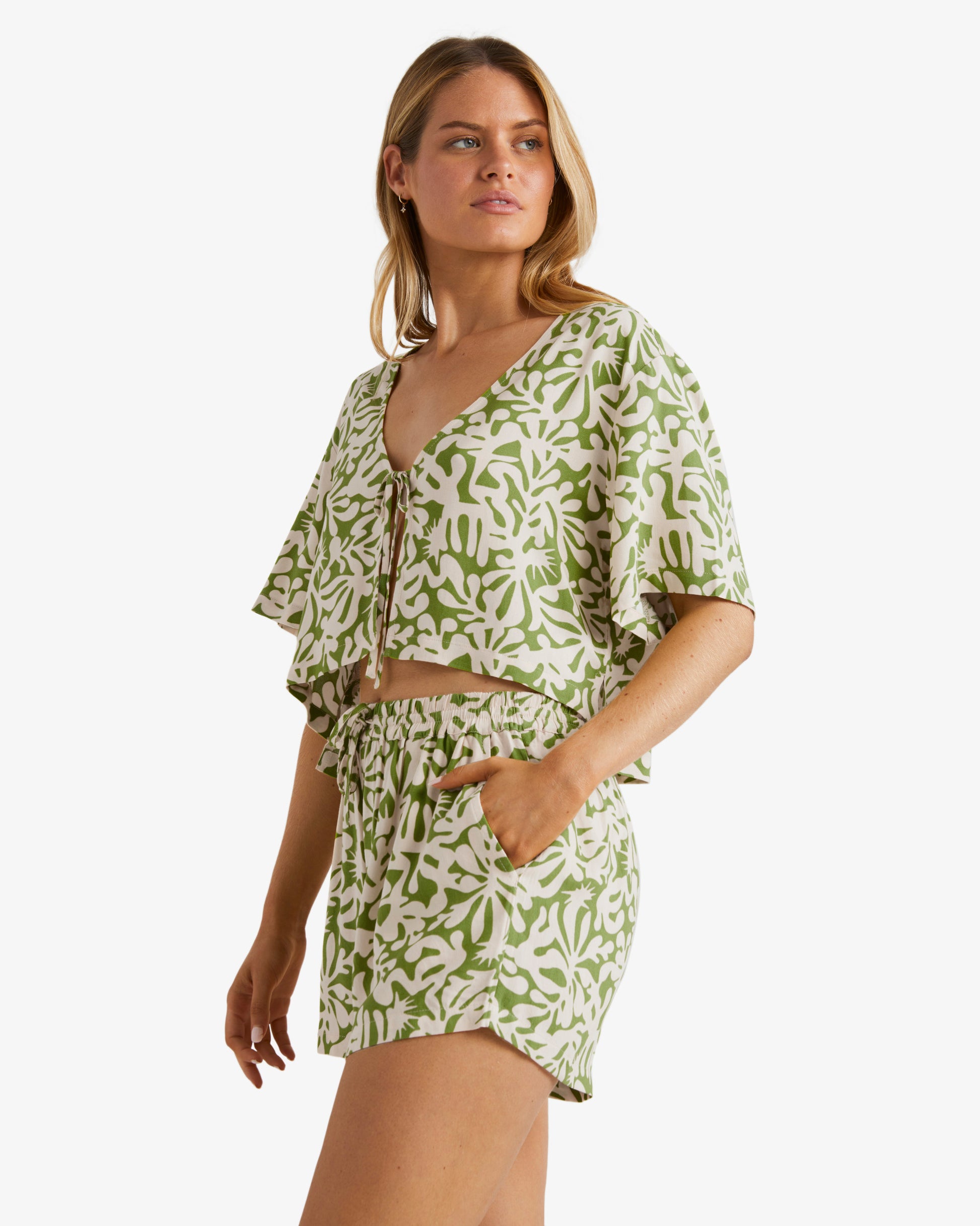 Womens Palm Grove Elastic Waist Shorts - Billabong Malaysia